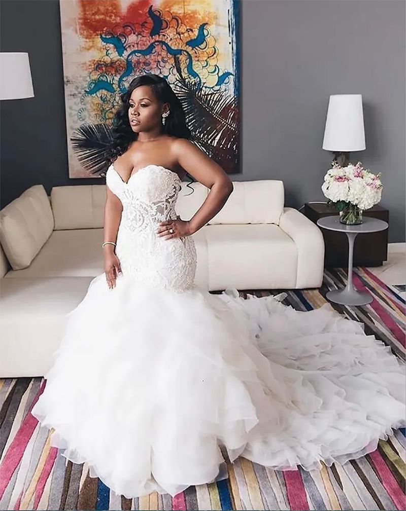 Vintage Ruffles Tired Skirts Mermaid Wedding Dresses Bodice Sweetheart Neck Lace Up Plus Size Bridal Gown Dress BC9928