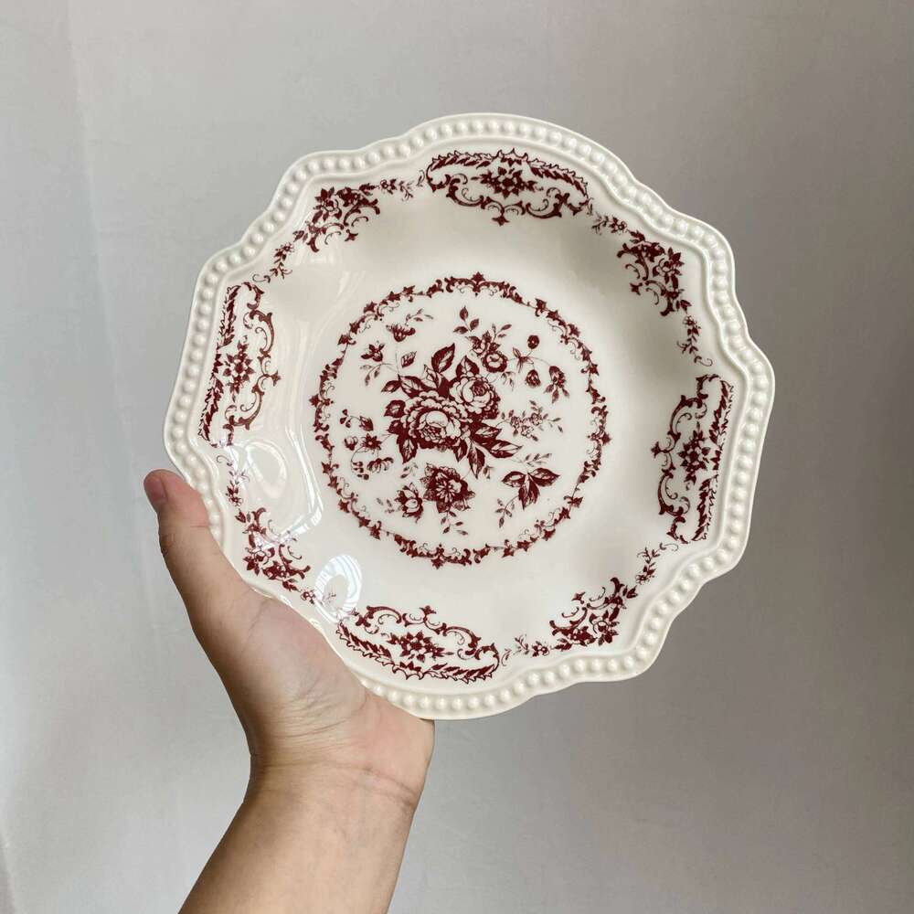 Creative floral style ceramic desserts for home use, retro blue and white coffee cups, plates, personalized latte art cups, ceramic mugs