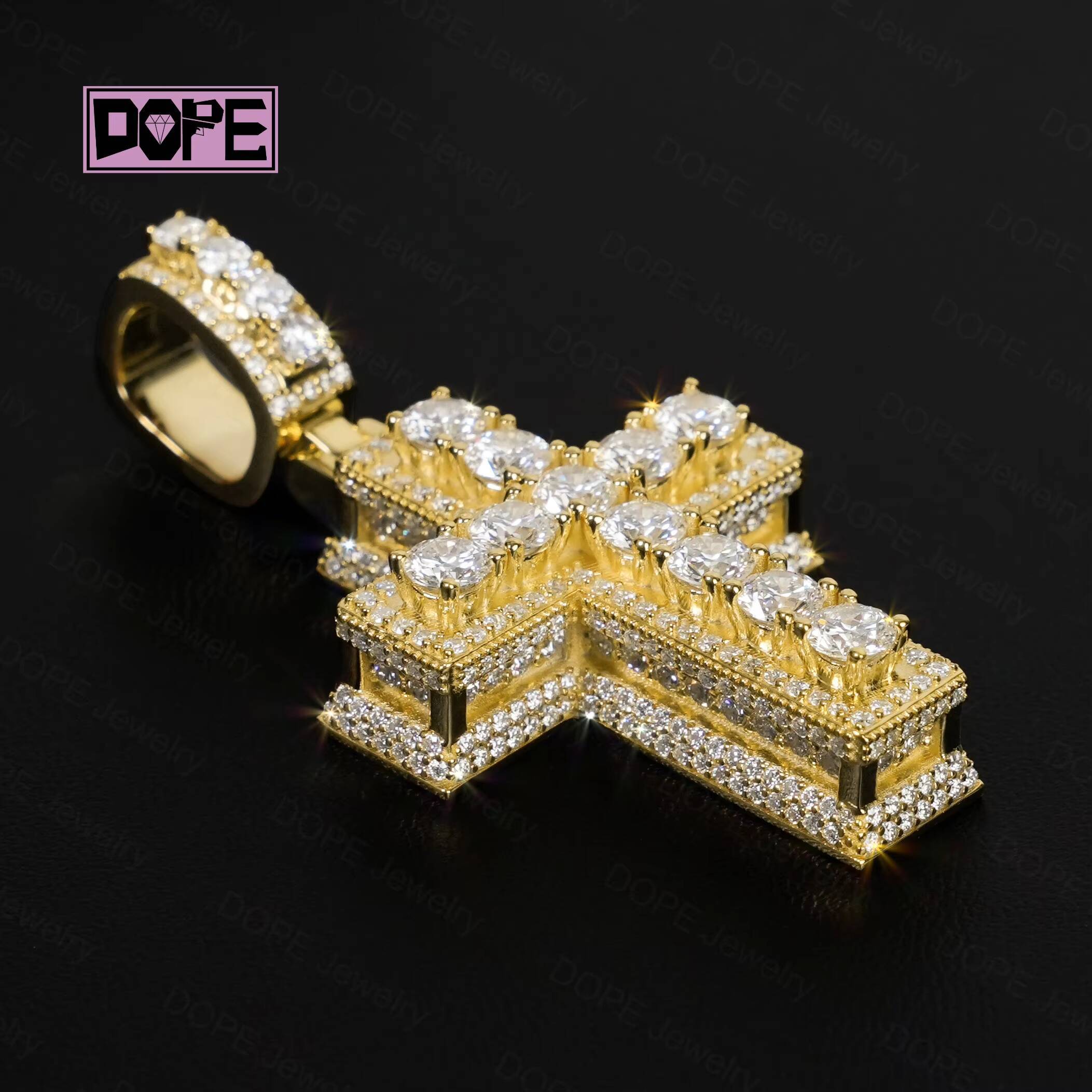 IGI Certified Cross Pendant VS DEF Lab Grown Diamond Raise Pointer CVD HPHT 925 Silver Custom Diamond Pendant