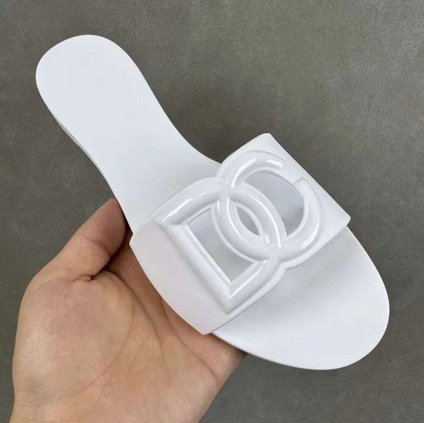 Designer Sandals Women Interlocking Slides Rubber DG Designer Slippers Ladies Flat Beach Jelly Script Blue Summer Fall Mules Outdoor Waterproof Luxury Size 36-41 x1