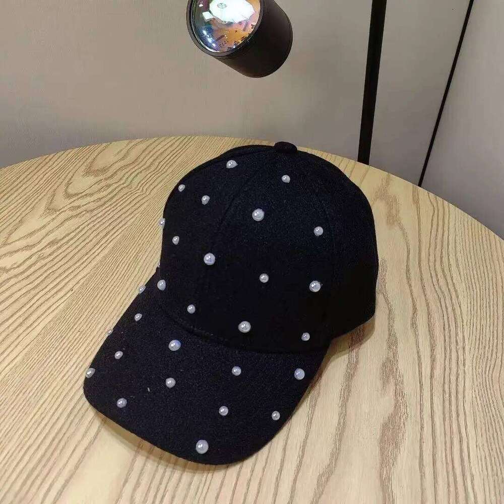 Fashion Pearl Elegant Baseball Cap For Women Outdoor Casual Sun Protection Bones Hat Gorras Casquette Y260115
