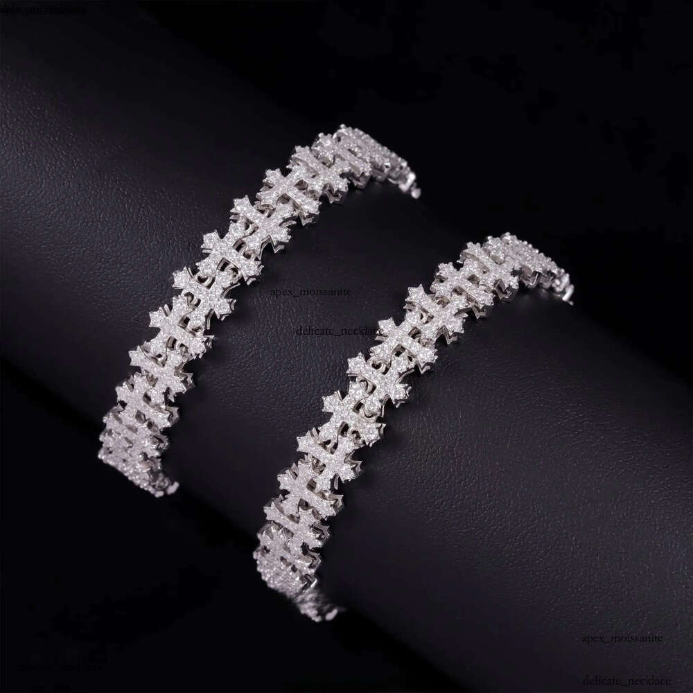 New Design 925 Sterling Silver 18K Gold Plated Link Bracelets Iced Out Vvs Moissanite Full Diamond Cross Chain Bracelet