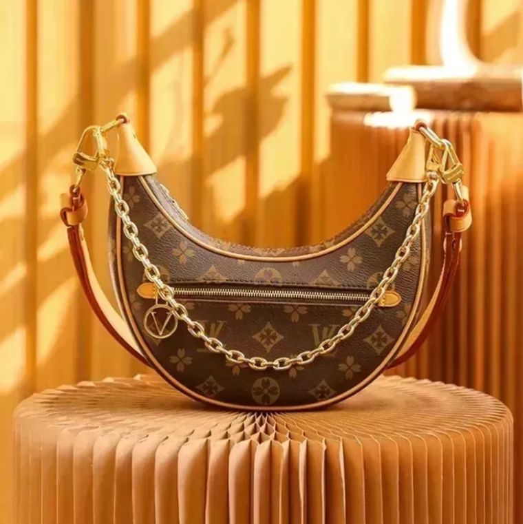 Designer Bag Loop Croissant bag shoulder hobo designer Purse M81098 tote bag Cosmetic half-moon baguette underarm Handbag Metal Chain Collection Women crossbody