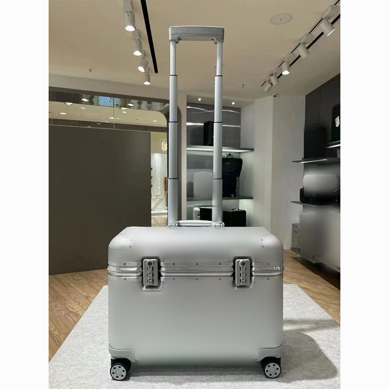 Cabin pilot Aluminum Designer captain suitcase compact business boarding casepilot silver groove telescopic handle fashion case