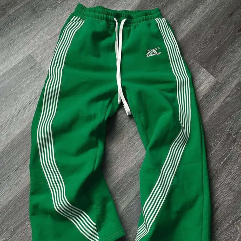 Men's Joggers Harajuku Retro men joggers Cherry Blossom Embroidery Loose Sports Casual Fashion Wide Leg Pantss clothing printed