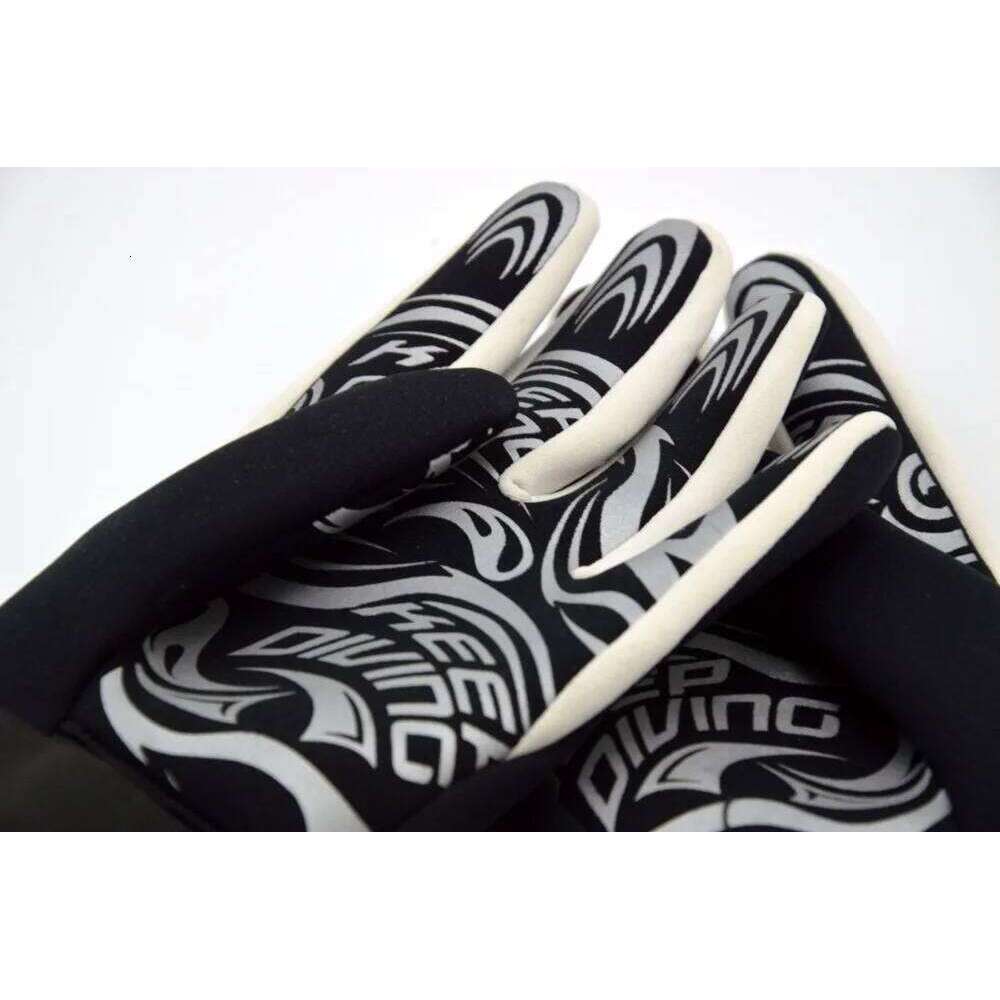 Comfortale Fit 2MM Neoprene Professional Scuba Diving Gloves Warm And Non-slip Snorkeling Equipment Wetsuit Wet suit Y260115