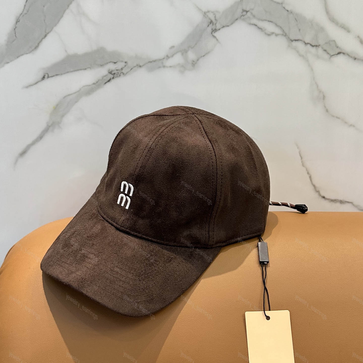 Designer Velvet Baseball Caps for Men Women Khaki Luxury Hats Suede Fitted Cap Fashion Fedora Letters Stripes Mens Casquette Beanie Hat Brown Gorra Accessories