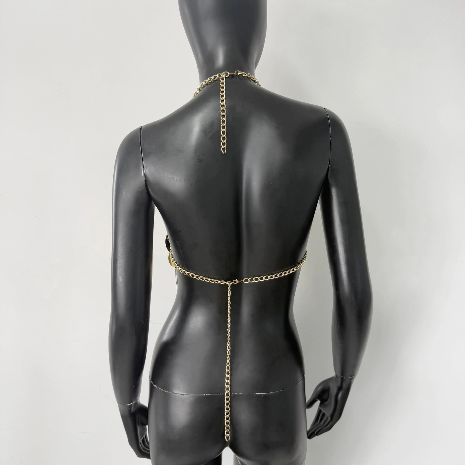 AKYZO European and American fashion sequin suspender sexy vest hand stitched gold circular hanging neck suspender top 260116