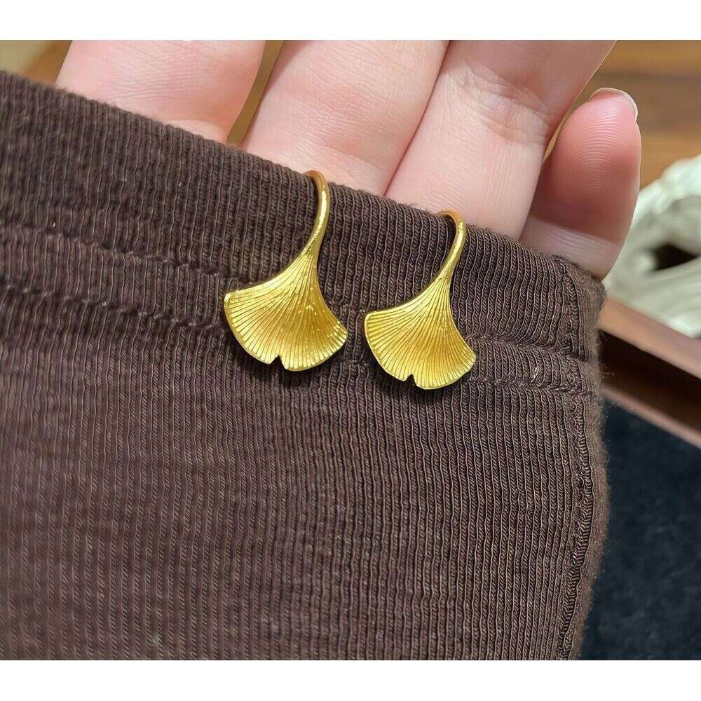 Minimalist Gold Brushed Ginkgo New Chinese Style Elegant Light Luxury Fashion Exquisite Autumn Winter Earrings