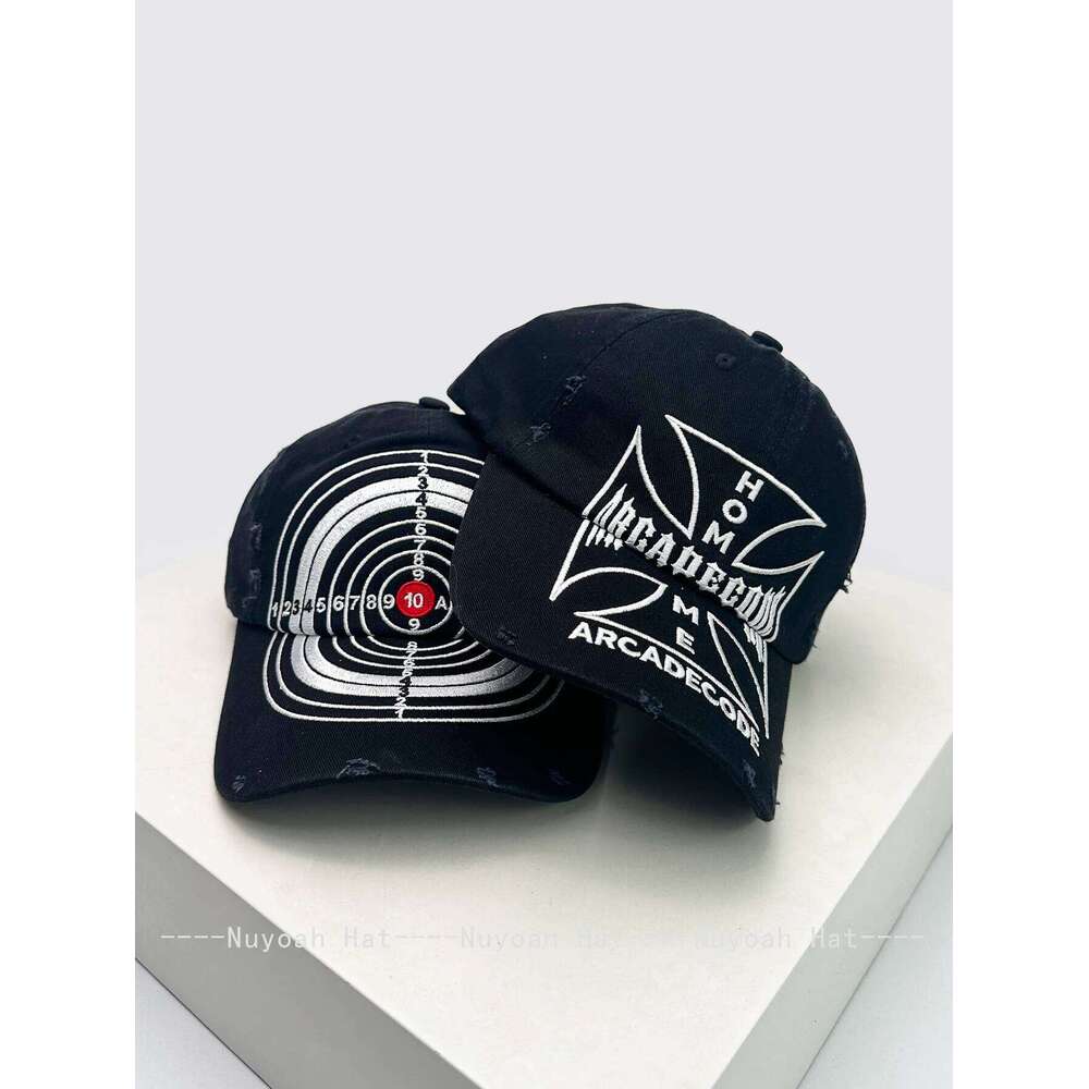 Spring summer new personalized embroidered baseball hat men's and women's sunshade street hip-hop cap Y260115