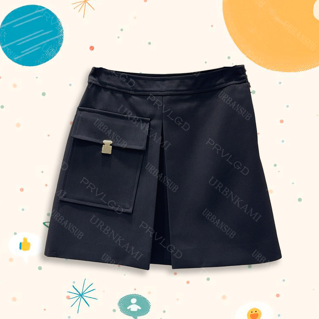 Elegant Modern Fashion: Printed Blouse with Comfortable Wide-Leg Pants - Perfect for Professional Workwear