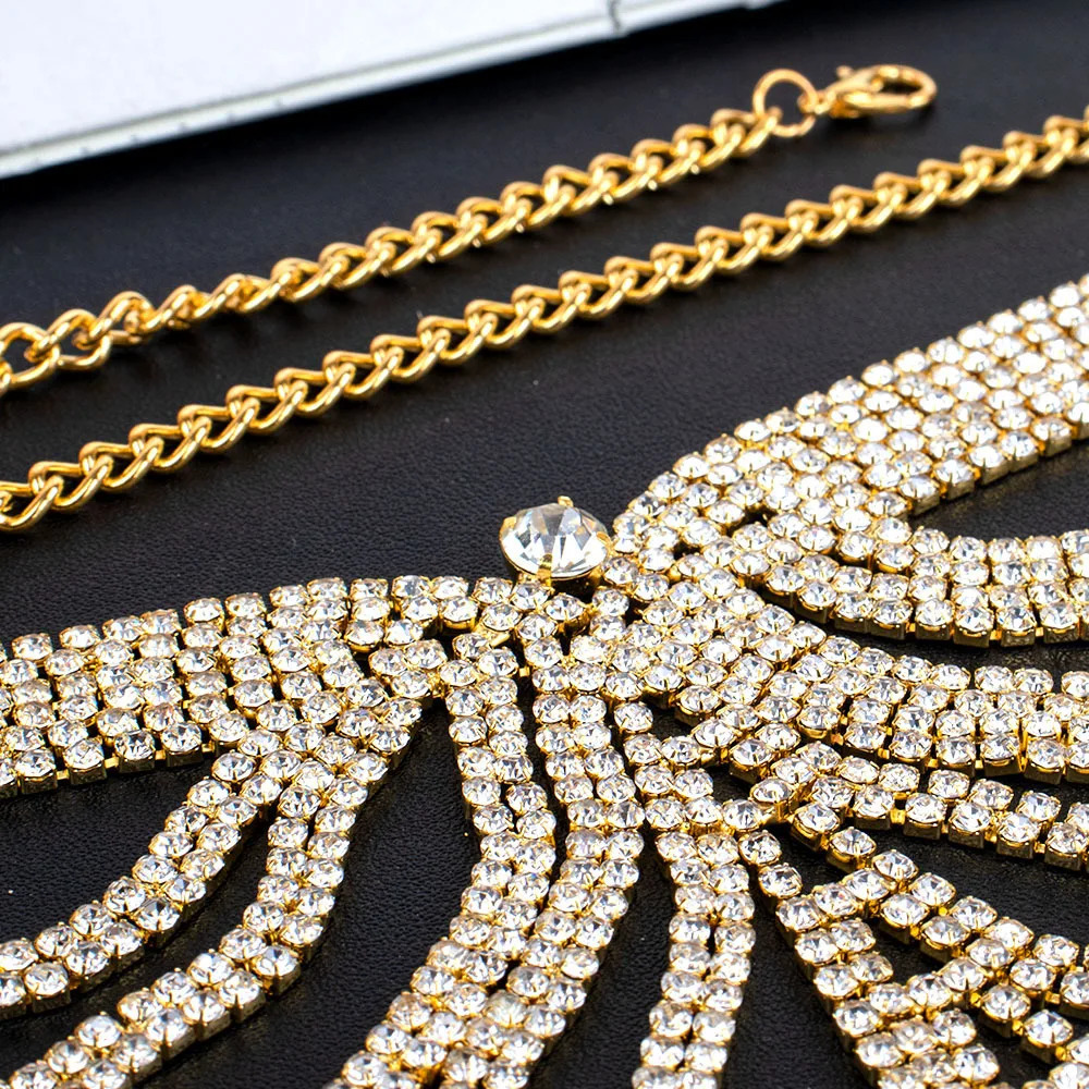 Diamond-encrusted Lingerie Body Chain Sexy Nightclub Rhinestone Chain Bra Thong Set 260109