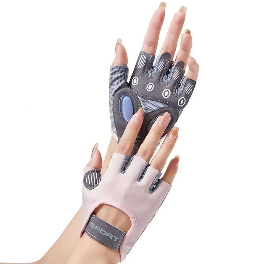 1 Pair Outdoor Half-Finger Fitness Anti-slip Breathable Cycling Cushioning Sports Gloves Yoga Y260115