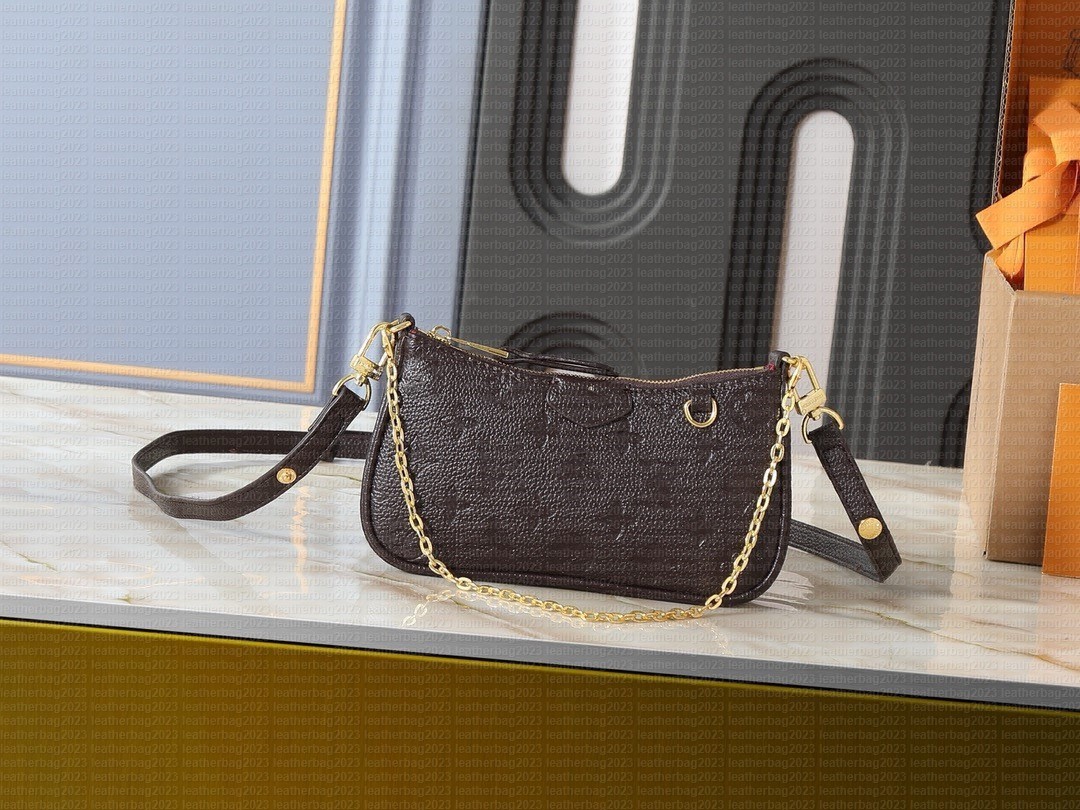 2026 Luxury Designer Bag High Quality Luxury Shoulder Bags Designer Handbag Bag for Woman Crossbody Purses Designer Woman Handbag Bag 81006