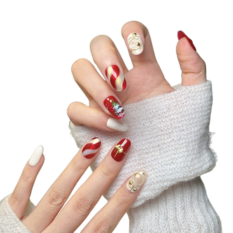 wholesale artificial acrylic christmasthemed nails featuring detailed craftsmanship
