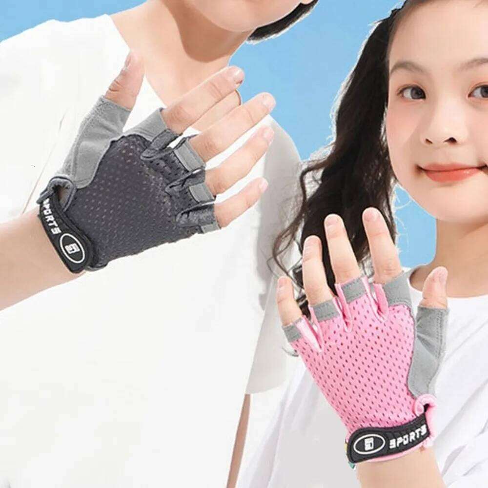 Half Finger Sports Anti-Slip Wear-Resistant Fingerless Exercise Shock-absorbing Professional Cycling Gloves Y260115