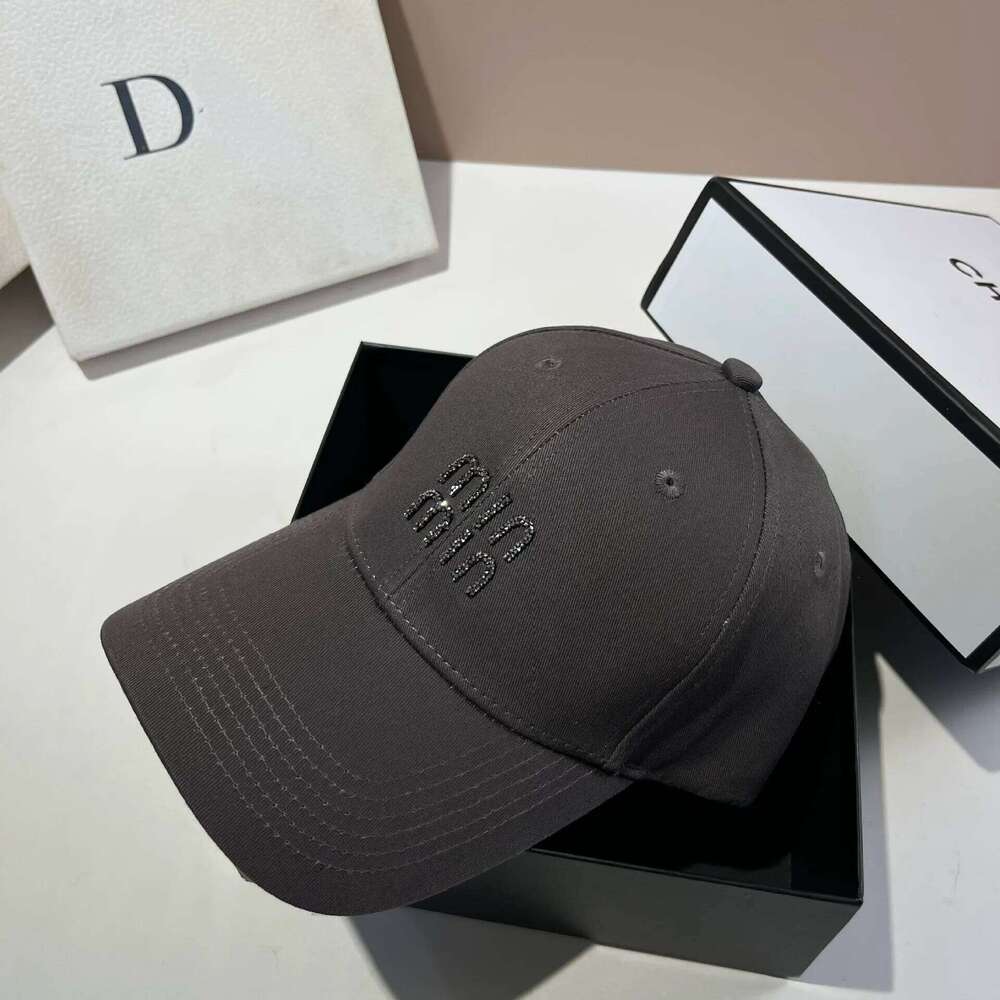 Casual Cotton Baseball Cap For Men And Women Fashion Rhinestone Letters Y2K Caps Student Hip Hop Outdoor Sport Sun Hat Y260115