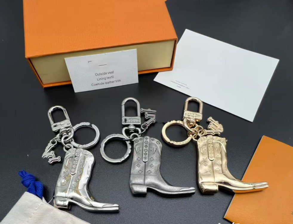 Western Cowboy Boot Pendant Chain Bag Charm fashion House designer classic gold sliver keychain Snap fastener mens ladies keychain Holiday gift lovely quality
