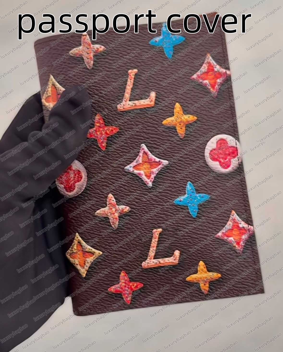 luxury Passport cover Donut designer for men women high quality fashion Classic passport holder card package Business checkbook ID leather Credit card holder