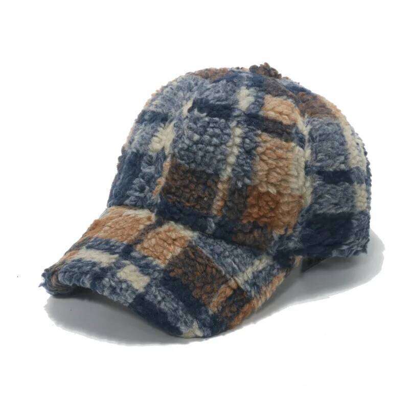 New Winter Woman Lamb Wool Plaid Thick Keep Warm Baseball Men Causal Retro Snapback Hat Rear Adjustable Soft Hip-Hop Cap Y260115