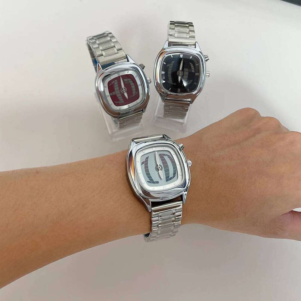 Creativity Y2K New Night Light Conceptual Cool Digit Dial Male Quartz Wristwatch Alloy Waterproof Gifts for Men Boys Watch 26W0117