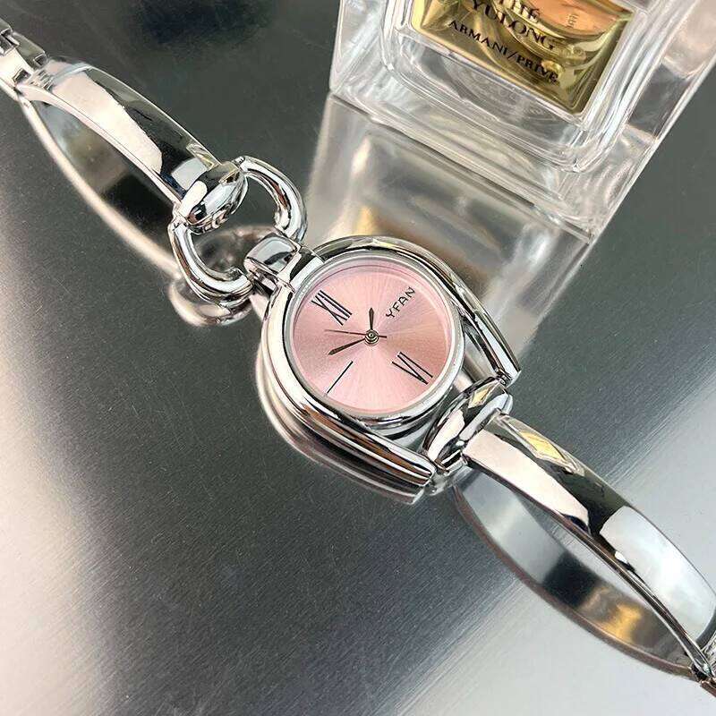 Women's Watches Mori Style Elegant and Versatile Pointer Type Retro Ladies Metal Chain Watch Fashion Wristwatches 26W0117