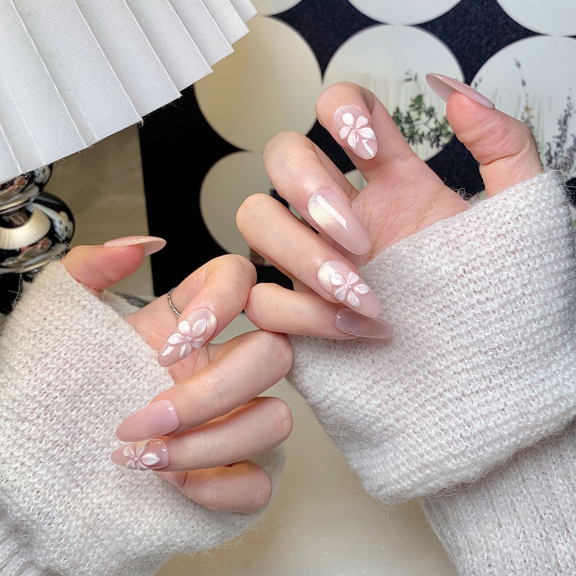 Exquisite Craftsmanship Cat's Eye Finger Extensions Luxury Boutiques Ideal Choice