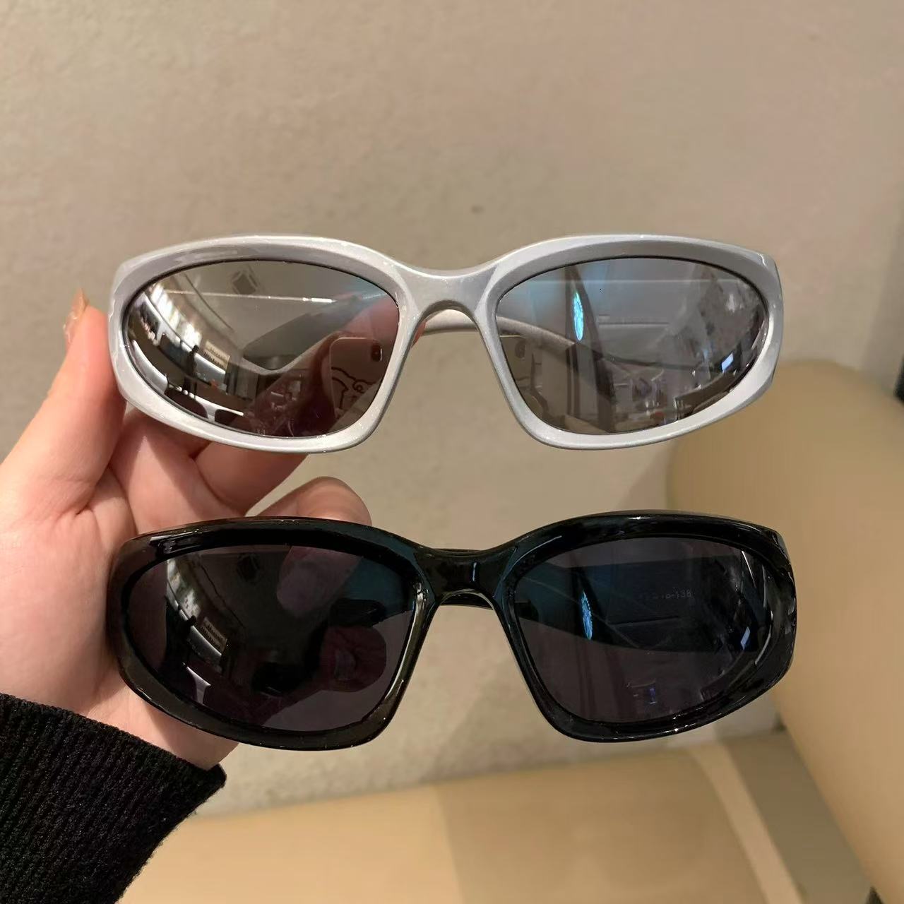 Fashion Exquisite Goggles Future Technology Glasses Concave Shape Trendy Cool Sun Protection Sunglasses