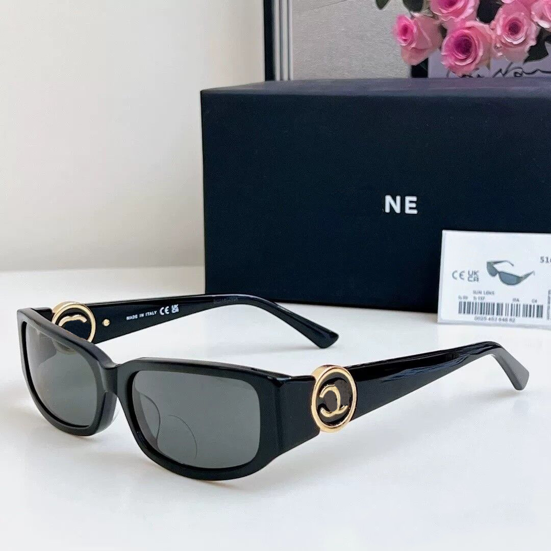Designer Sunglasses for Women Men Luxury Fashion Classic eyeglasses Outdoor Driving Beach UV Protection UV400 Sun Glasses with Box