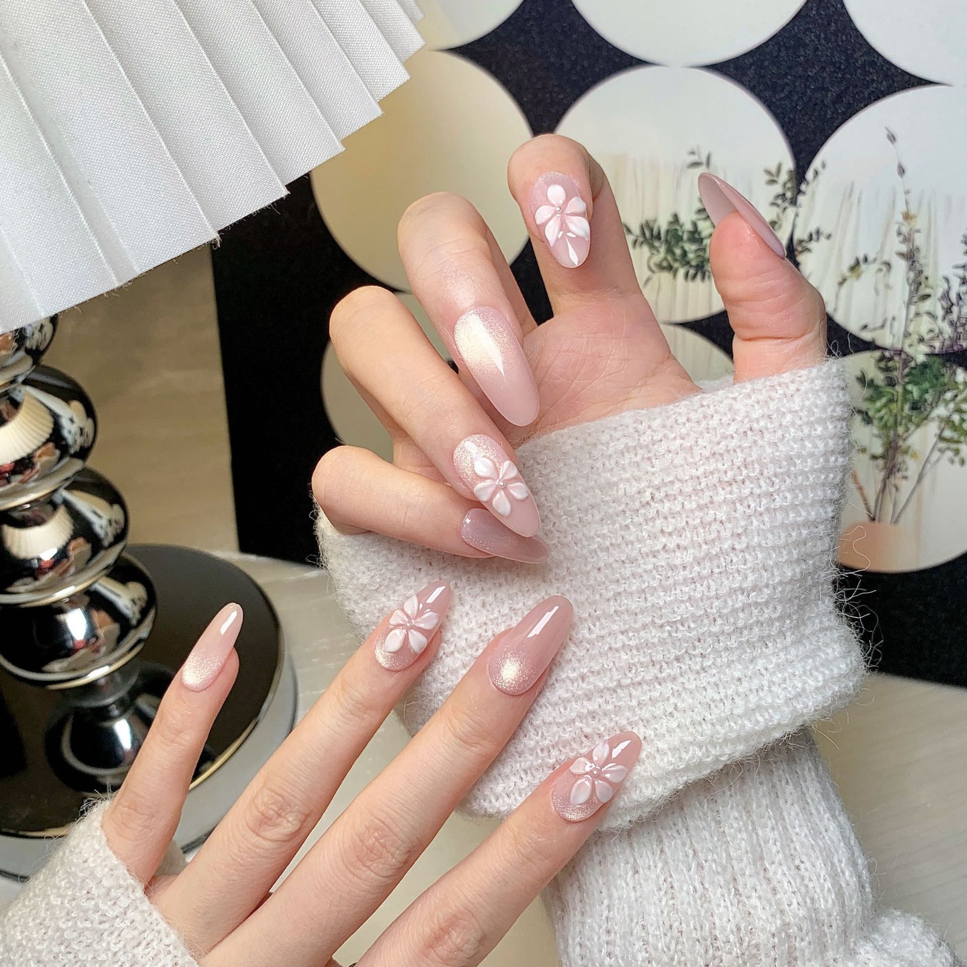 Exquisite Craftsmanship Cat's Eye Finger Extensions Luxury Boutiques Ideal Choice