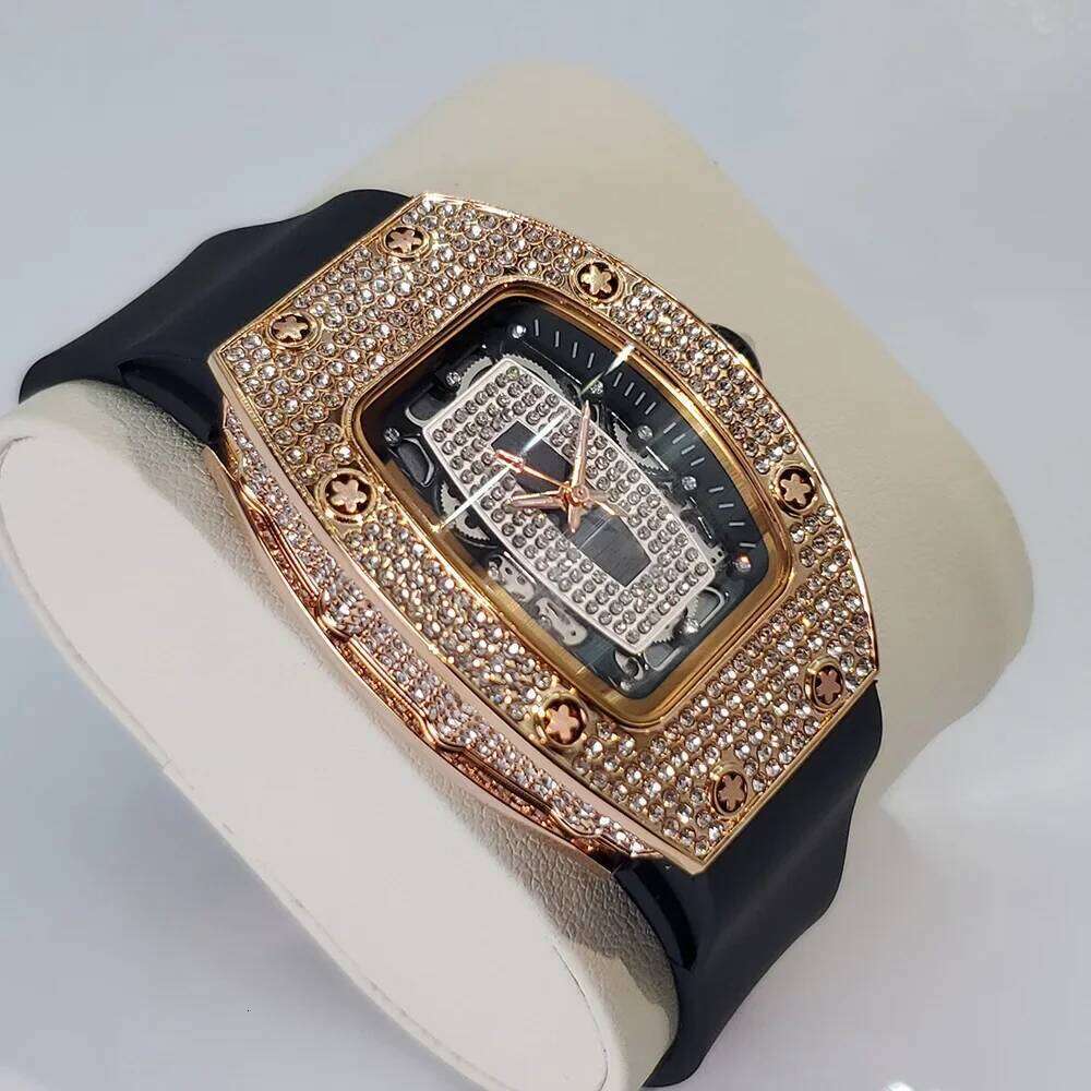 Fashion Rose Iced Watches Women Casual Silicone Strap Quartz Dress Full Diamond AAA Tonnneau Watch For Ladies 26W0117