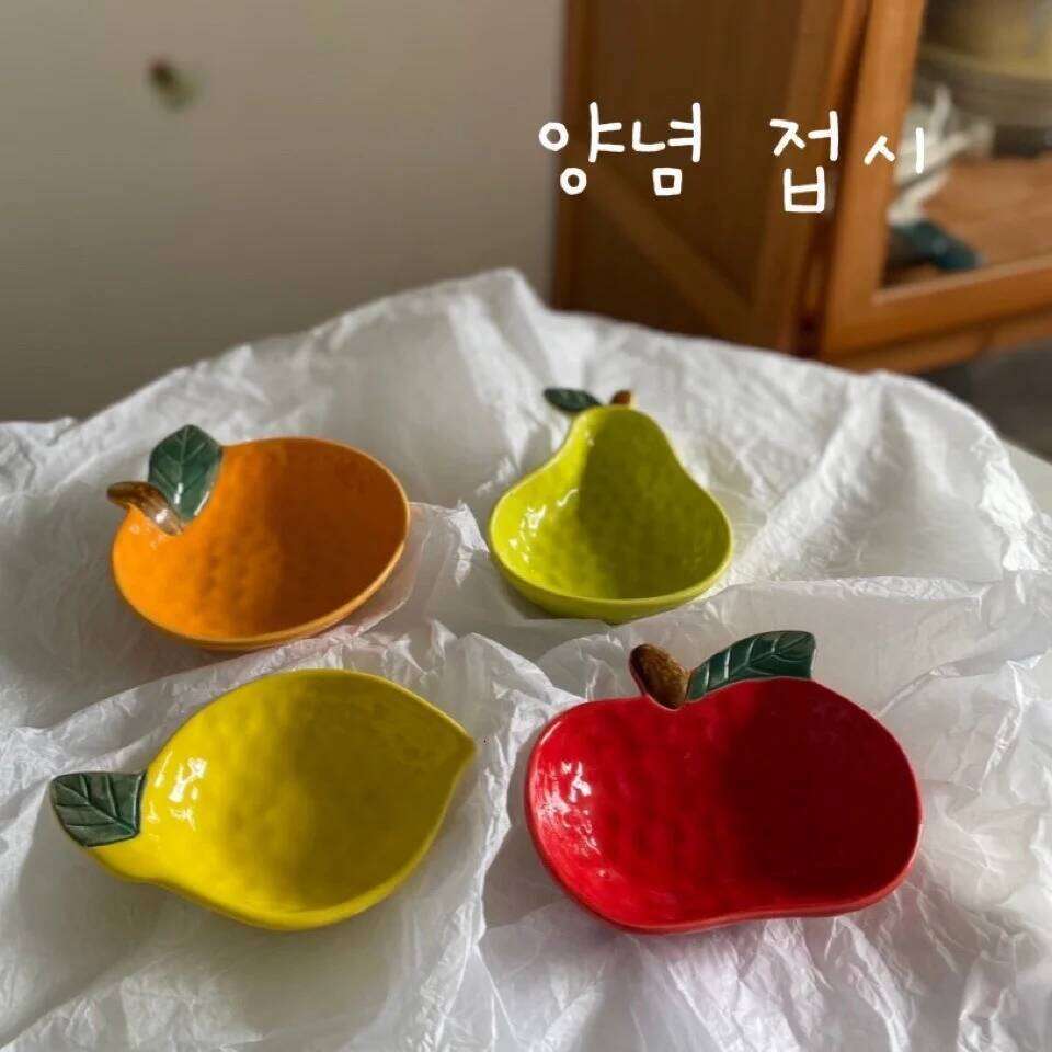 Cute fruit household underglaze small condiment dish ceramic soy sauce vinegar hot pot barbecue dipping snack plate