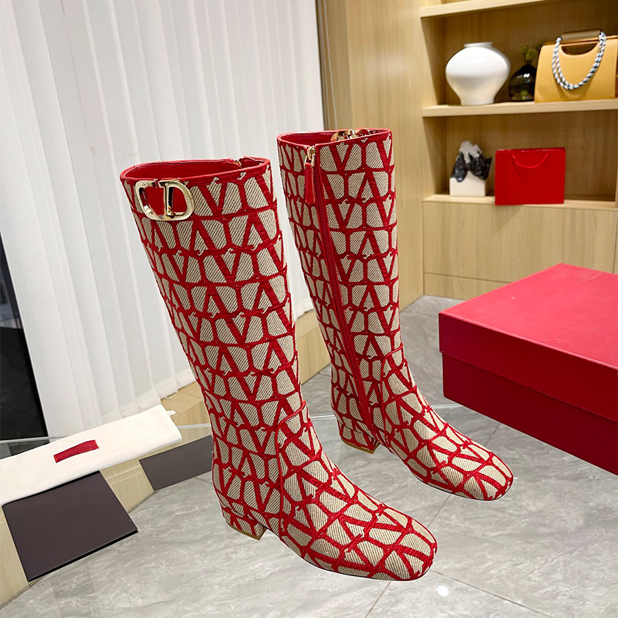 Designer Womens Boot Luxury Shoes Thick Heel Thicks Soleboots Fashionable Fall Winter Comfortable Boots Thick-soled Martin Boots Leather Long Boots