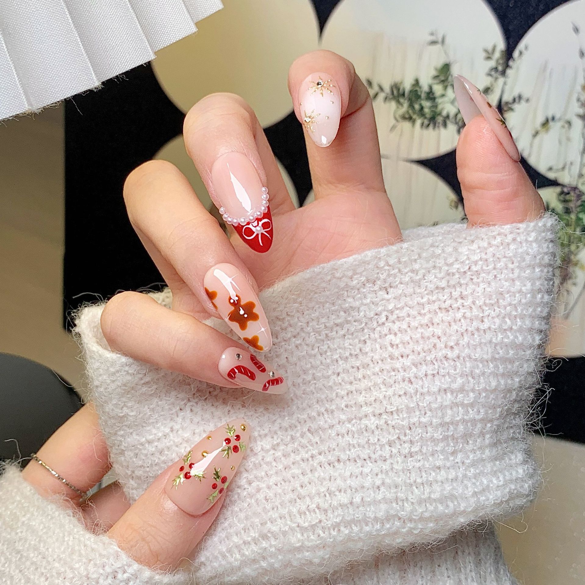 Exclusive Cross-Border Red Armored Handcrafts Elegant High-End Euro-American Style