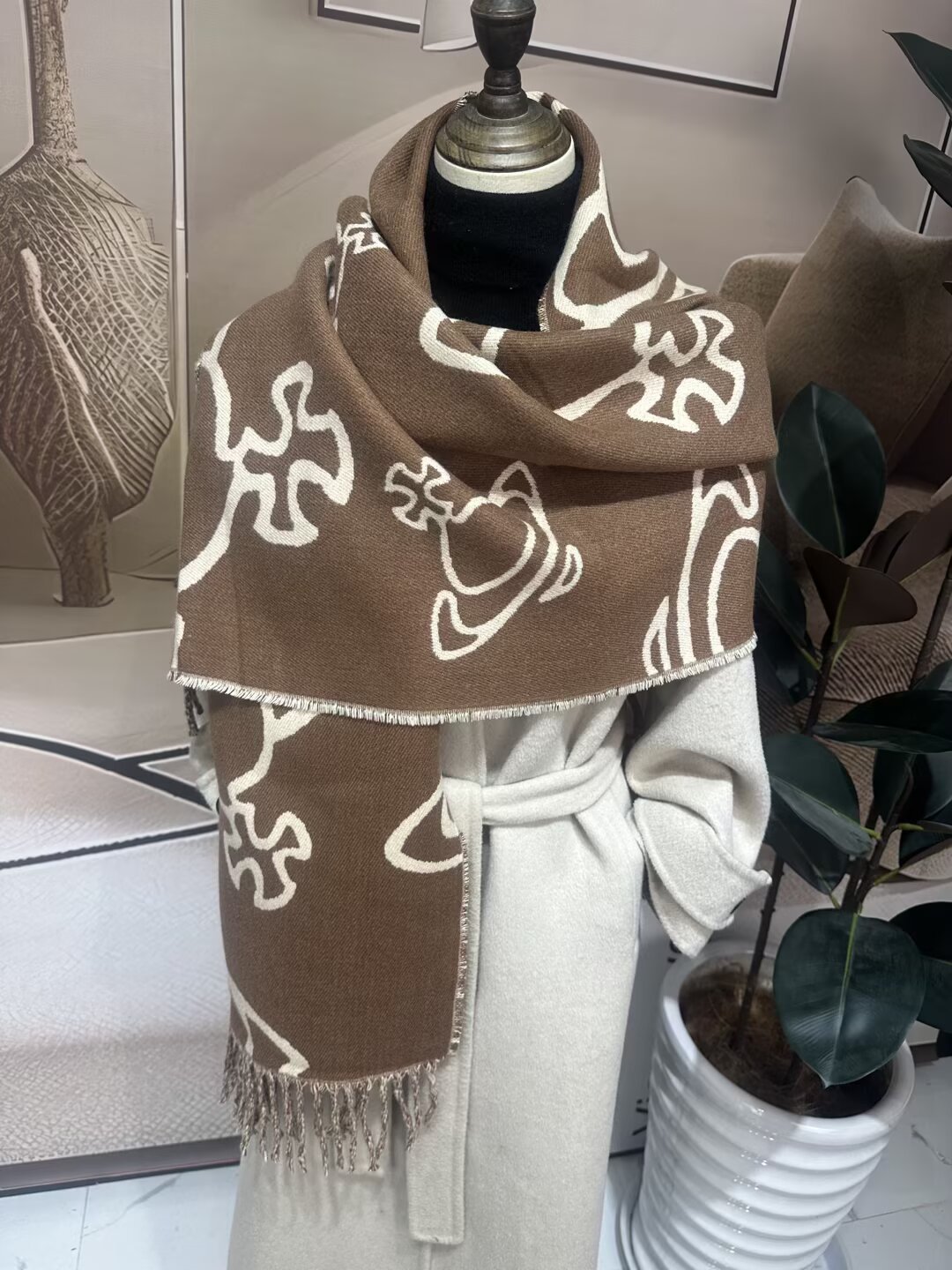 Designer Women's Th… - image