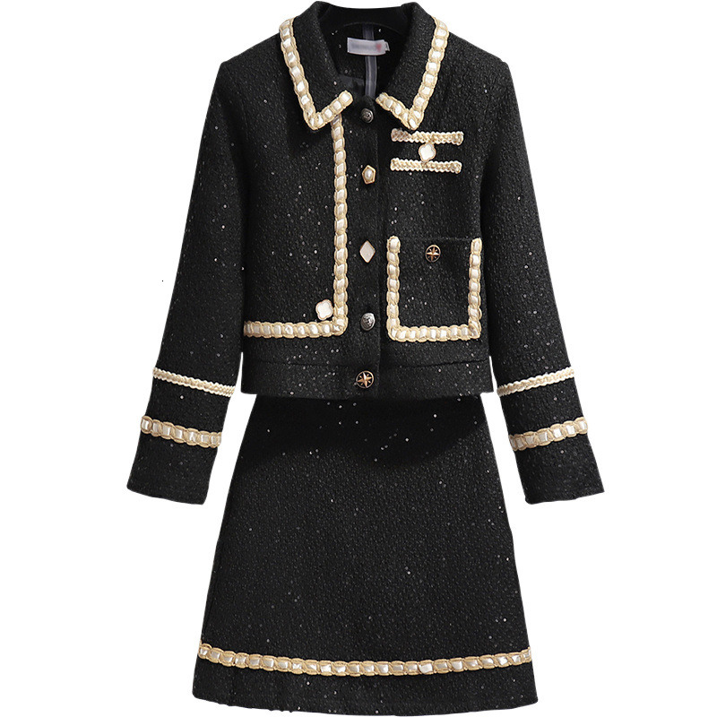 Korean Comfort Small Fragrant Style Set 2026 New Style Small and Stylish Lady Reduced Age, High End Spring and Autumn Two Piece Set ddmytues