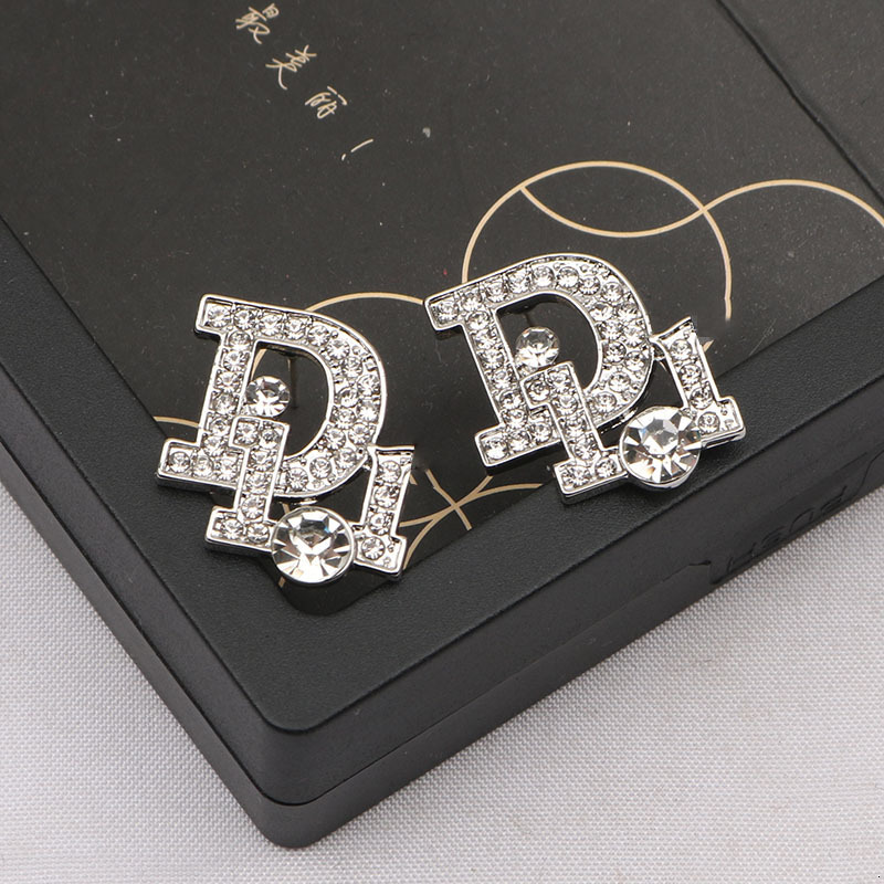 D Brand/D Brand Cross-Border New Inlaid Diamond Fashion French Style Internet Celebrity Letter Simple Design Versatile Earrings