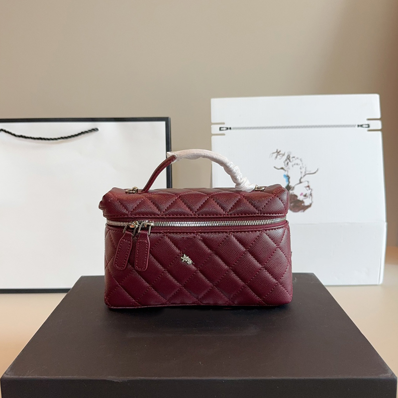 25P Women Caviar Litchi Grained Calfskin Makeup Box Vanity Bag With Top Handle Clutch Totes Cosmetic Case Silver Matelasse Chain Crossbody Zipper Purse 19x5x12cm