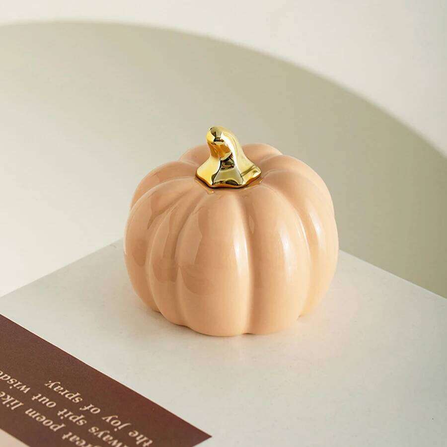 Luxury Nordic Style Ceramic Lovely Funny Vegetable Pumpkin Home Ornament Figurines Arts Crafts Desk Decor Statues Sculpture Prop