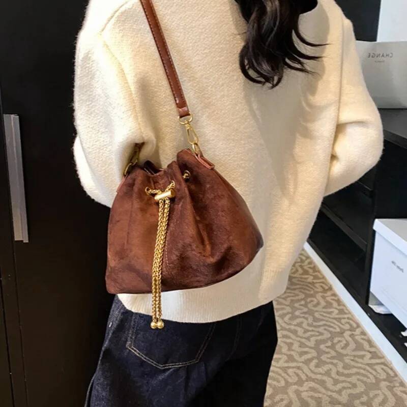Bestseller Soft Solid Faux Suede Simple Commuting Crossbody Hot Sale Sewing Sweet Bags for Women Thread String Women s Handbags ddmybear