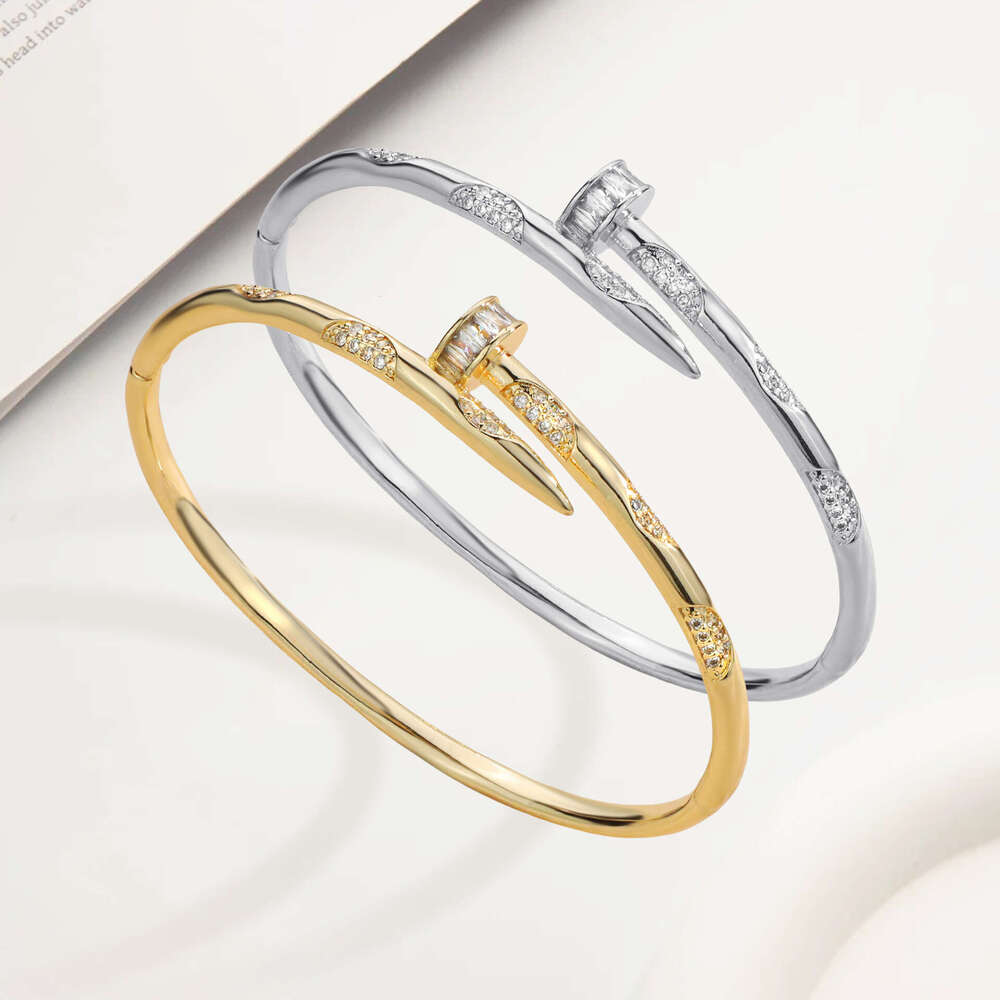 Nail with Zircon for Women, Light Luxury Export Bracelet, Fashionable Commuting Bracelet