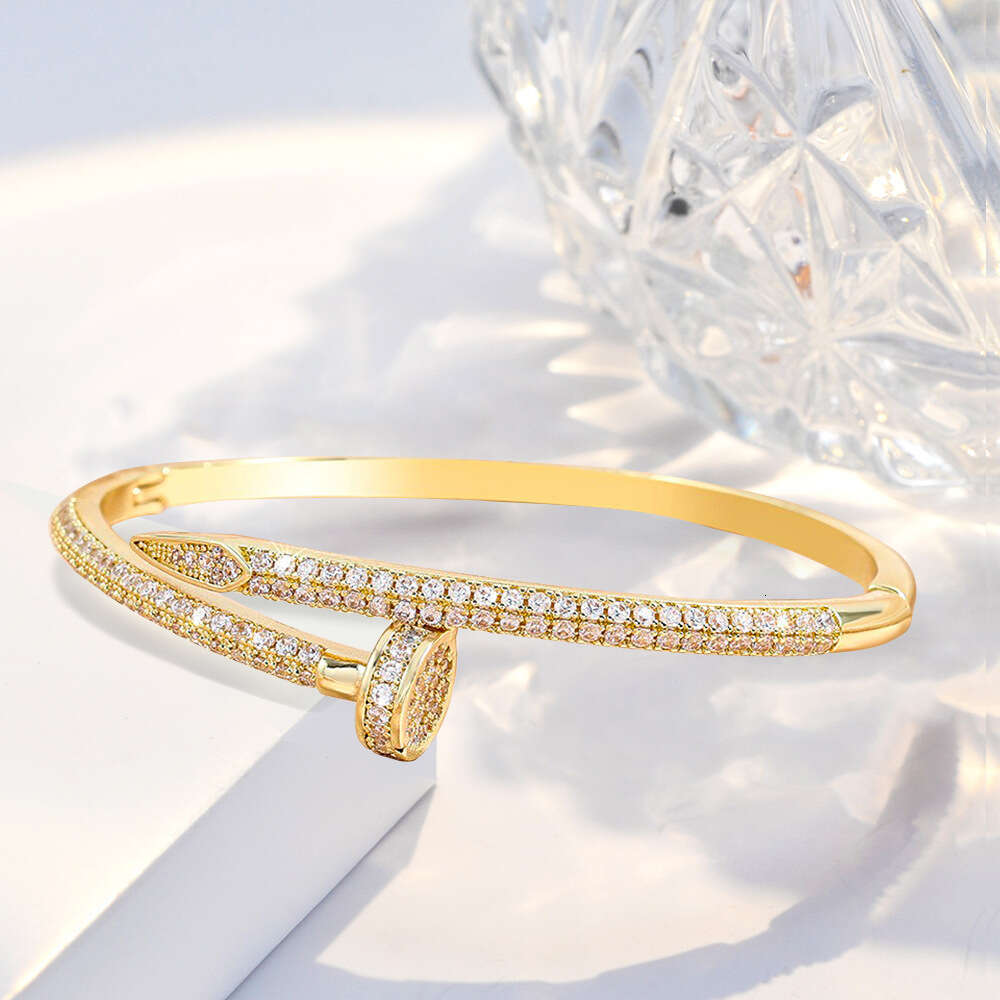 Nail with Zircon for Women, Light Luxury Export Bracelet, Fashionable Commuting Bracelet