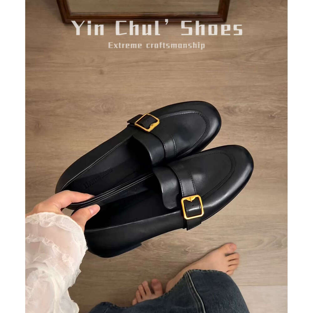 Hot Selling Belt Buckle Slip-On Loafers for Women, Black Leather Shoes, British Style, Ultra Soft Flat Shoes