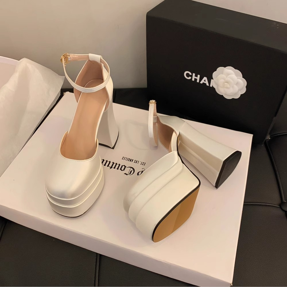 2026 Women's European and American Fashion Stiletto Waterproof Platform Leather Peep-toe Round Head Buckle Sandals ddmysaturn