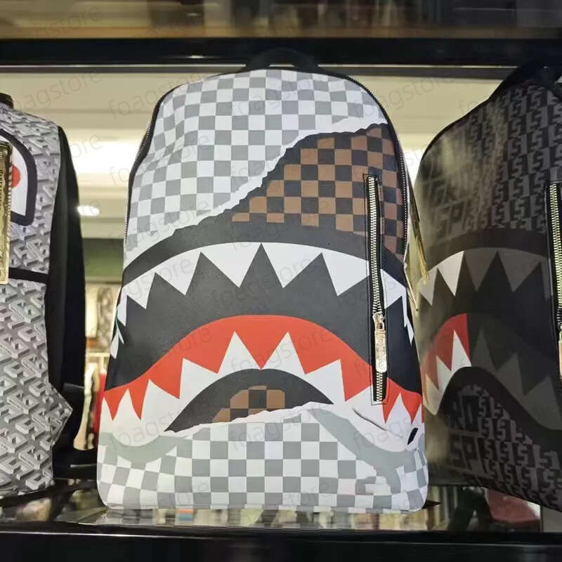 Designer Spray Grounds Spoof Shark Sports Backpack Spraygroundbackpack Girl Student Transparent Large Capacity Trendy Brand School Bag Casual Travel Dwq 051