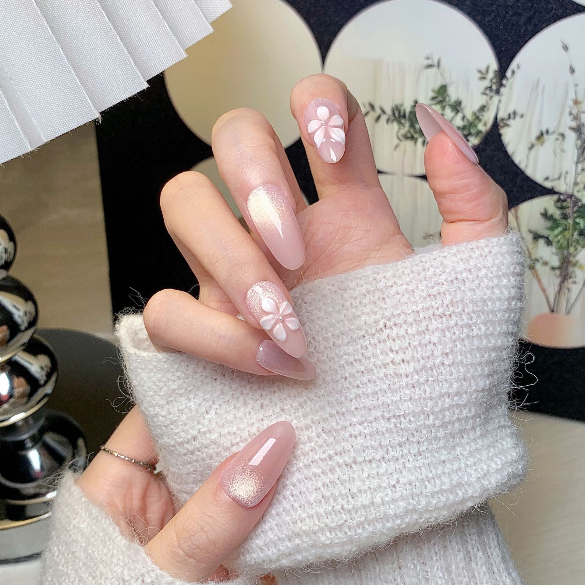 Exquisite Craftsmanship Cat's Eye Finger Extensions Luxury Boutiques Ideal Choice