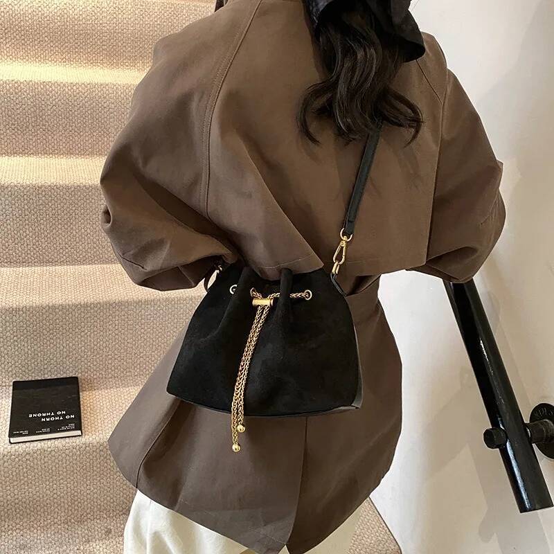 Bestseller Soft Solid Faux Suede Simple Commuting Crossbody Hot Sale Sewing Sweet Bags for Women Thread String Women s Handbags ddmybear