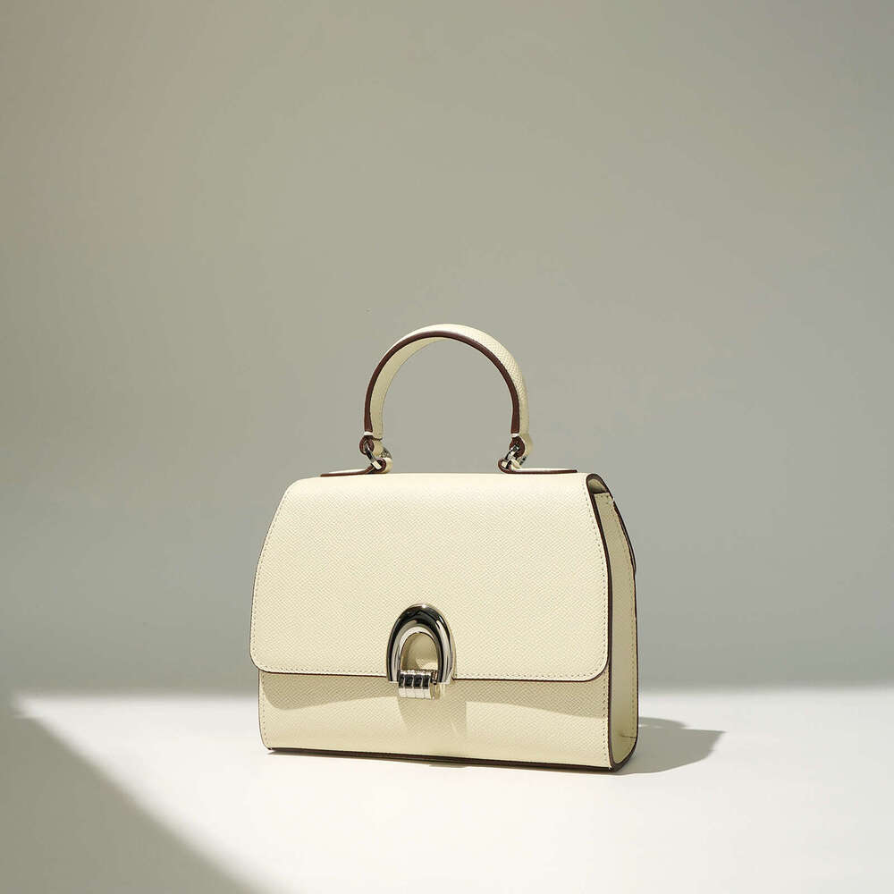 Luxury Shoulder Bags Totes Hobo Spring New Textured Cowhide Handbag Simple Commuting Versatile Casual Crossbody Bag SENYY