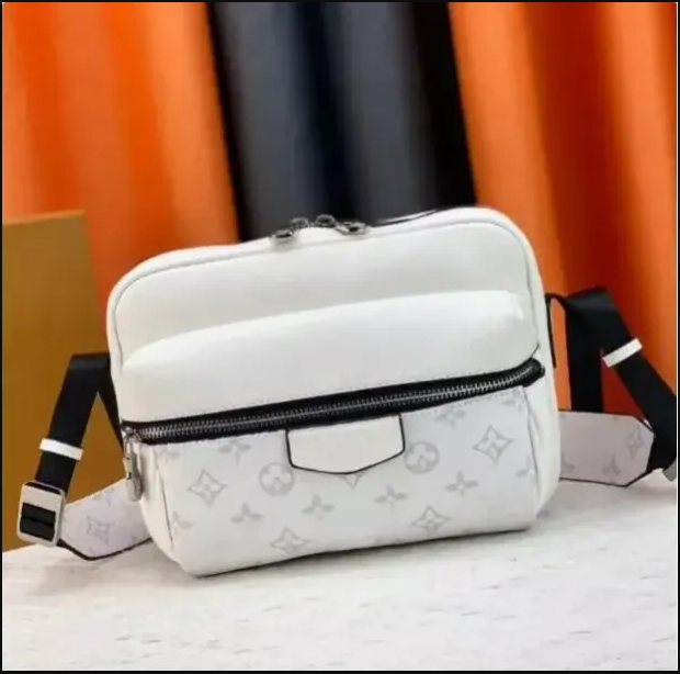 New High-qualitys handbag Men shoulder designer Bag cross body briefcase luxury man Women lvslys messenger bag set satl Purse Composite package backpack