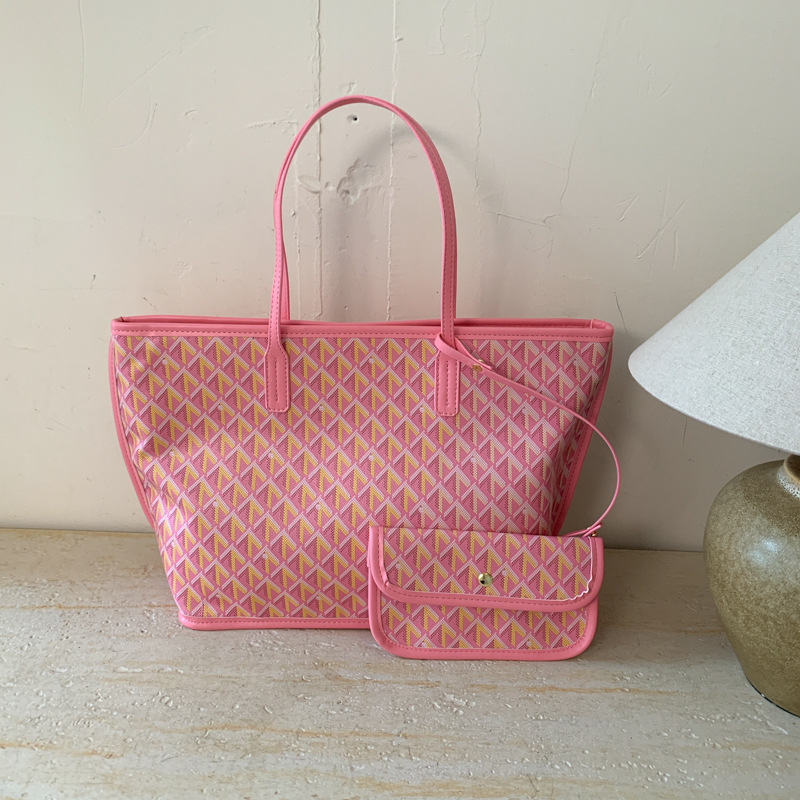 Popular printed large-capacity tote bag for women 2026 new style fashionable handbag for commuting